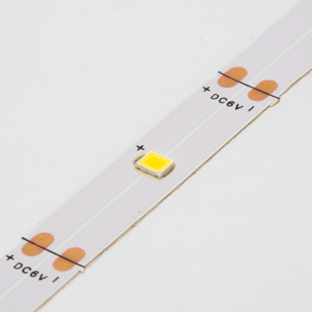 Globiz | Bandă LED - alb cald - 1 m - cu baterii 3xAA